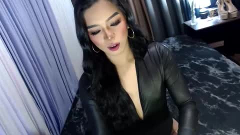 Snapshot of asmodeus_daughter chatting on 10-29-25, 05:36 Margaux Miller online show from 10-29-25, 05:36