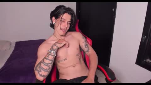 Snapshot of asmodeuszz chatting on 03-21-26, 02:05 asmodeuszz online show from 03-21-26, 02:05