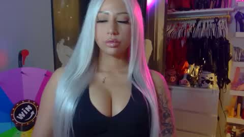 Snapshot of aspenmadden chatting on 09-26-25, 01:09 iwantaspen online show from 09-26-25, 01:09