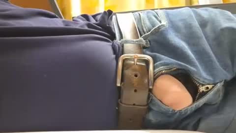 Will take commands from GuysWomenCouples etc online show from 04-06-26, 06:58