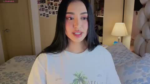 Snapshot of asshley__ chatting on 06-21-26, 01:30 Ashley online show from 06-21-26, 01:30