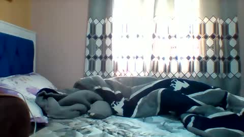 FLORAH DANIEL online show from 05-19-26, 06:53