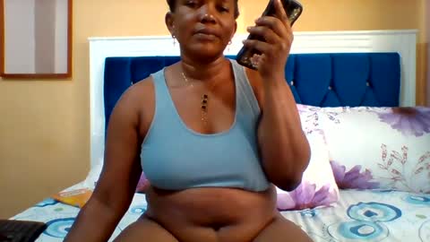 FLORAH DANIEL online show from 06-19-26, 05:23