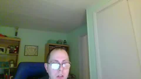 Andrew or Smiley Read the message in bold above the bio design for info on the situation. online show from 03-08-25, 04:23