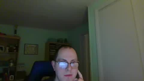 Andrew or Smiley Read the message in bold above the bio design for info on the situation. online show from 03-09-25, 02:29