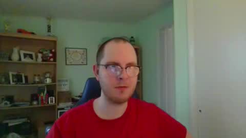 Andrew or Smiley Read the message in bold above the bio design for info on the situation. online show from 10-20-25, 09:15