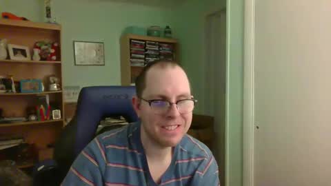 Andrew or Smiley Read the message in bold above the bio design for info on the situation. online show from 03-09-26, 12:58