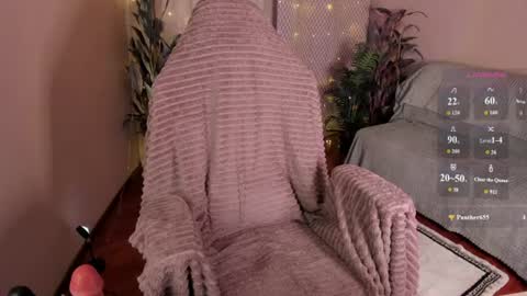 Snapshot of astralil_original chatting on 06-11-26, 02:11 Astra online show from 06-11-26, 02:11