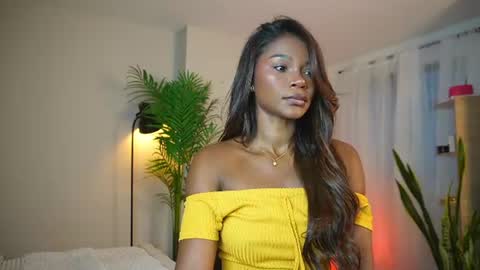 Snapshot of astrea_1 chatting on 06-30-26, 11:06 Astrea online show from 06-30-26, 11:06