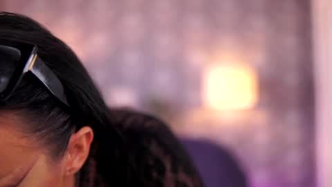 Astrid online show from 04-25-26, 01:41