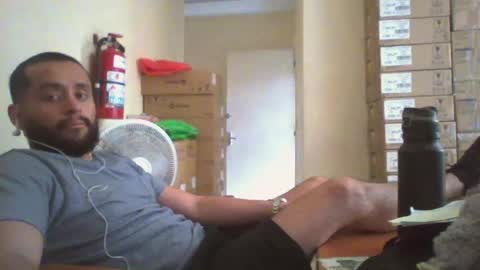 Snapshot of astro_boy_01 chatting on 09-09-25, 08:52 astro_boy_01 online show from 09-09-25, 08:52