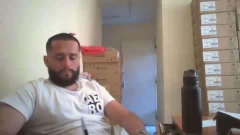 Snapshot of astro_boy_01 chatting on 10-30-25, 09:37 astro_boy_01 online show from 10-30-25, 09:37