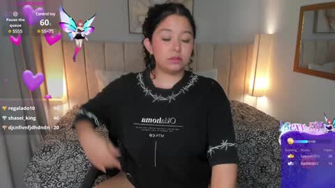 Snapshot of atena_cuteee chatting on 12-27-24, 06:35 sofia online show from 12-27-24, 06:35