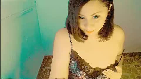Snapshot of atenas18022 chatting on 09-22-25, 12:51 Xixi2024 online show from 09-22-25, 12:51