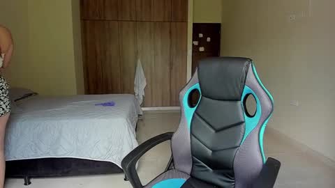 atenas online show from 02-19-25, 07:16