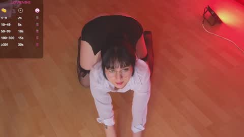 Snapshot of ateneasantacruz chatting on 01-31-25, 11:13 Atenea  online show from 01-31-25, 11:13