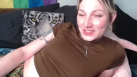 Snapshot of athenaaphrodisia chatting on 05-14-26, 03:08 athenaaphrodisia online show from 05-14-26, 03:08