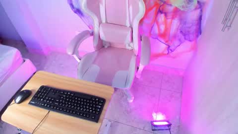 athenea__fox online show from 10-29-25, 11:56