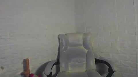 Snapshot of atheneahh chatting on 11-08-25, 02:28 atheneahh online show from 11-08-25, 02:28