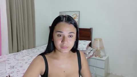 Snapshot of athisafreshmilk chatting on 12-18-25, 07:47 AthisaWithABigCum online show from 12-18-25, 07:47