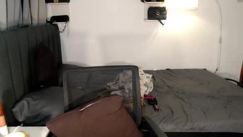 Snapshot of athisamore chatting on 02-07-25, 09:47 athisamore online show from 02-07-25, 09:47