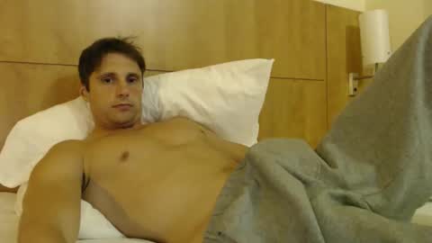 tommycb55555 online show from 06-03-26, 08:03