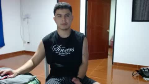 Robin online show from 11-23-25, 01:27