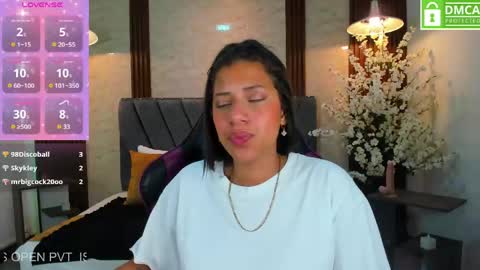 Snapshot of atiena_ chatting on 04-18-26, 07:07 Atiena online show from 04-18-26, 07:07