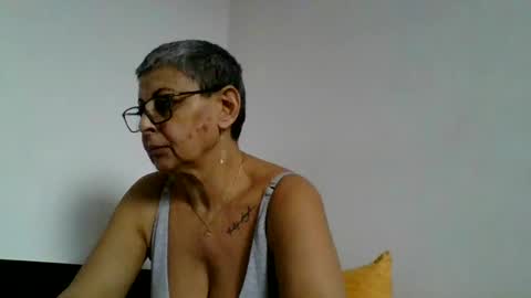 Snapshot of atikaarea chatting on 02-06-25, 10:59 atikaarea online show from 02-06-25, 10:59