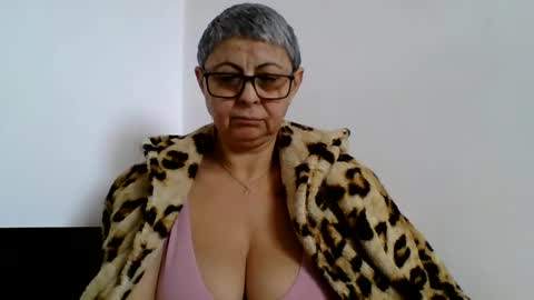 Snapshot of atikaarea chatting on 02-21-25, 11:33 atikaarea online show from 02-21-25, 11:33