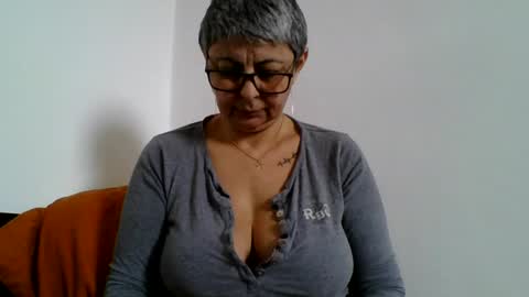 Snapshot of atikaarea chatting on 03-12-25, 09:55 atikaarea online show from 03-12-25, 09:55