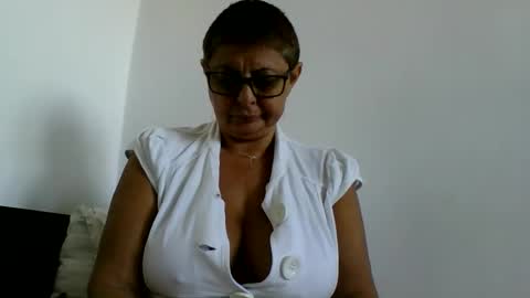 Snapshot of atikaarea chatting on 09-26-25, 02:21 atikaarea online show from 09-26-25, 02:21