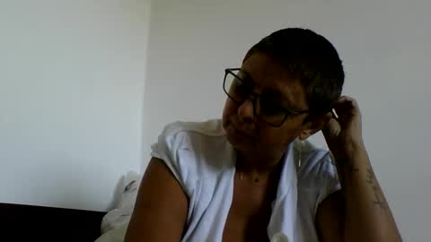 Snapshot of atikaarea chatting on 09-28-25, 11:26 atikaarea online show from 09-28-25, 11:26