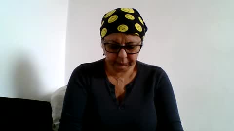 Snapshot of atikaarea chatting on 11-12-25, 10:04 atikaarea online show from 11-12-25, 10:04