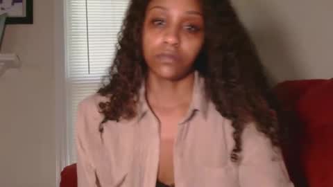 Snapshot of atirahcali chatting on 04-30-26, 11:16 AtirahCali online show from 04-30-26, 11:16