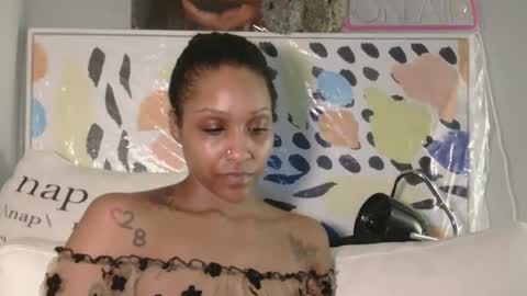 Snapshot of atirahcali chatting on 05-27-26, 12:35 AtirahCali online show from 05-27-26, 12:35