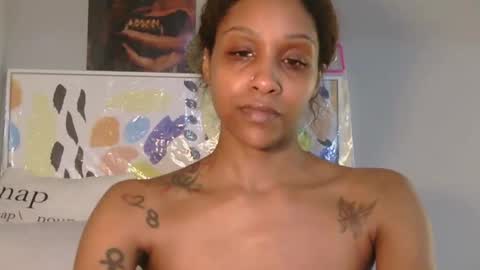 Snapshot of atirahcali chatting on 06-06-26, 02:00 AtirahCali online show from 06-06-26, 02:00