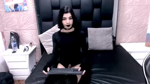 Snapshot of atley_dolly_ chatting on 03-25-26, 10:05 ATLEY online show from 03-25-26, 10:05
