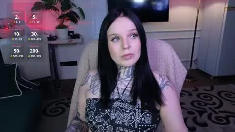 online every day between 10am-23pm online show from 04-23-26, 06:36