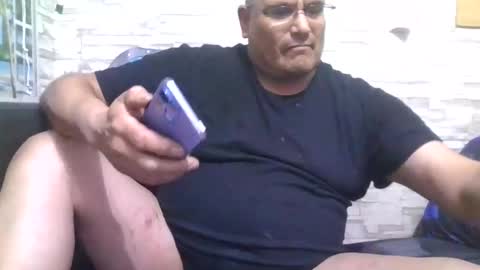 A online show from 11-19-25, 04:29