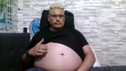 Snapshot of atr2424293280 chatting on 02-15-26, 11:08 A online show from 02-15-26, 11:08