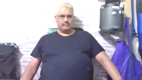 Snapshot of atr2424293280 chatting on 03-27-26, 12:05 A online show from 03-27-26, 12:05