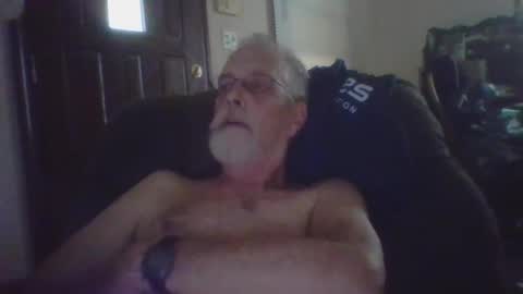 Snapshot of atsluber chatting on 09-25-25, 10:35 atsluber online show from 09-25-25, 10:35