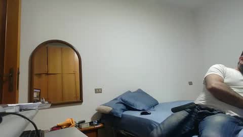 Bleakw85 online show from 03-07-26, 05:21