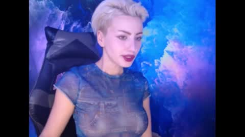 Aubrey online show from 02-06-25, 05:40