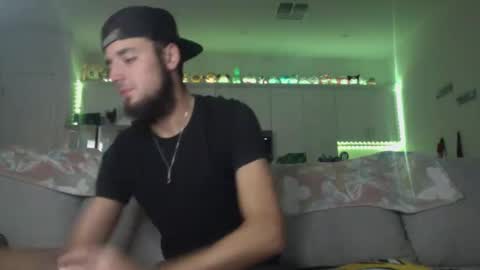 Snapshot of audicutie96 chatting on 09-12-25, 11:04 Audi online show from 09-12-25, 11:04