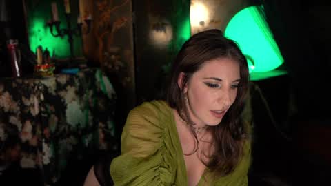 Snapshot of audrey_ chatting on 10-26-25, 04:29 Audrey online show from 10-26-25, 04:29