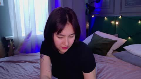 Audrey online show from 03-11-25, 07:04