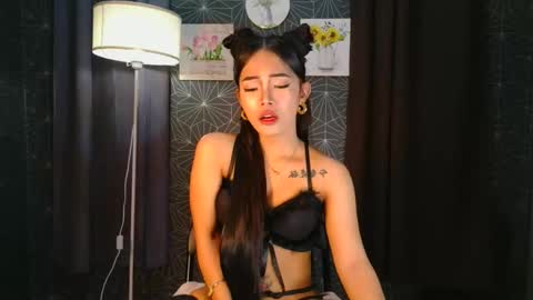 Snapshot of audreyblaise chatting on 11-30-25, 02:43 Audrey online show from 11-30-25, 02:43
