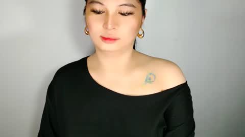 Audrey online show from 06-17-26, 02:25